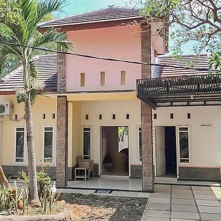 Taman Wisata Siwalk Cottage Syariah Cirebon Exteriör bild