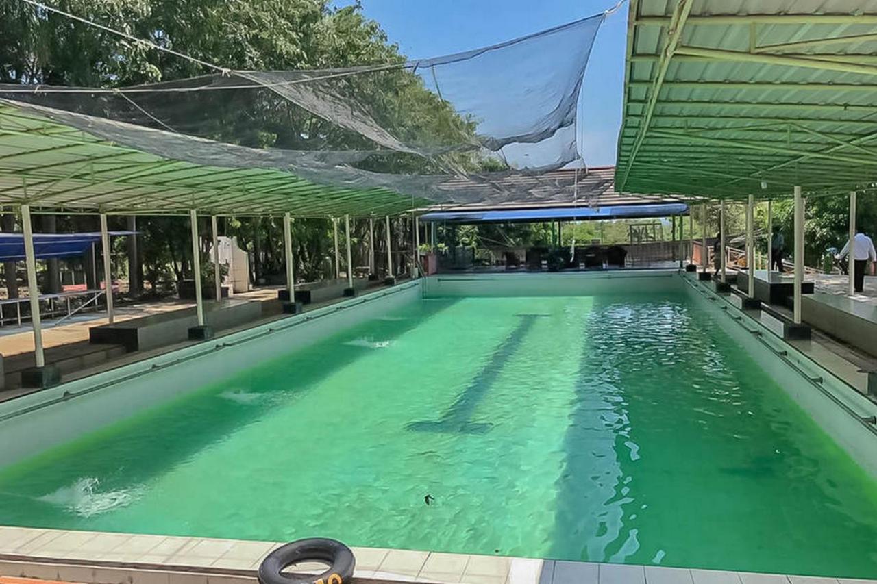Taman Wisata Siwalk Cottage Syariah Cirebon Exteriör bild